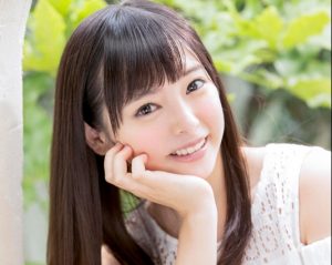 小倉由菜 透明感のある色白美少女がブルブル震え42回の絶頂！
