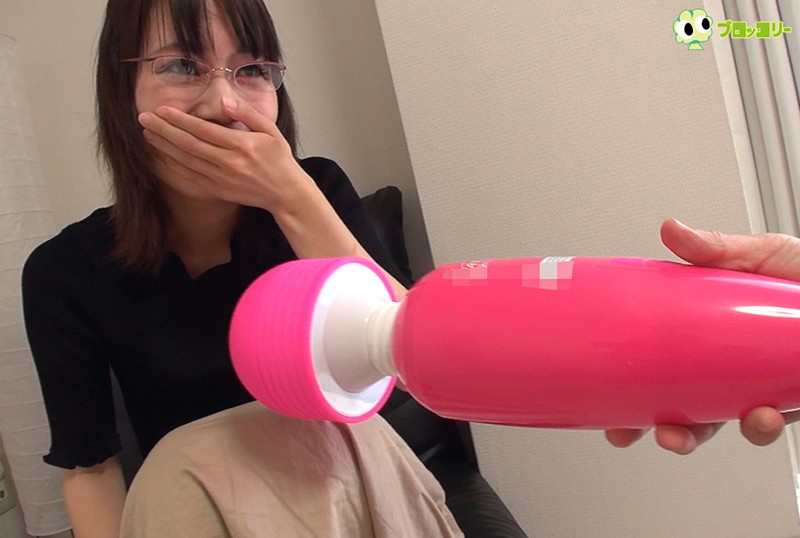 結城花純 折れそうに細いスレンダーOL はかなげな美人だけど中身は重度のプロレスオタ！プロレス愛を語り尽くした後、絶叫汗だくチ●ポイキ！